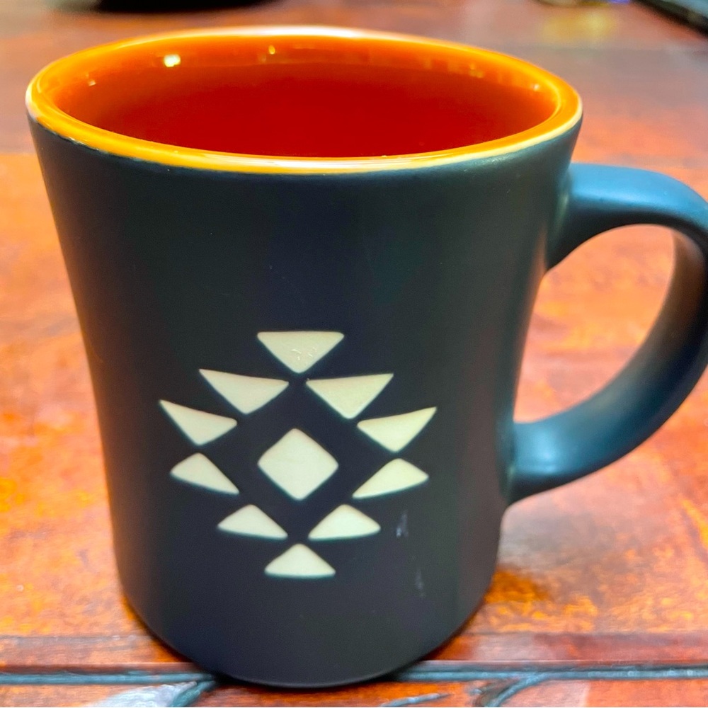 Starbucks 2012 Black with Embossed Tribal Pattern, Burnt Orange Inside (16 oz)